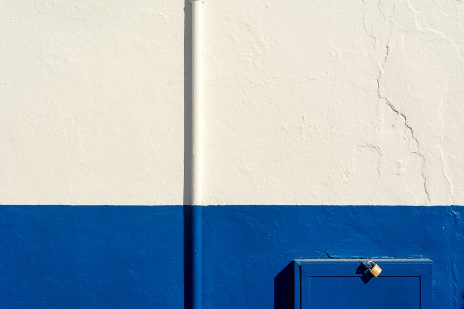 Close view of a freshly painted wall and window frame